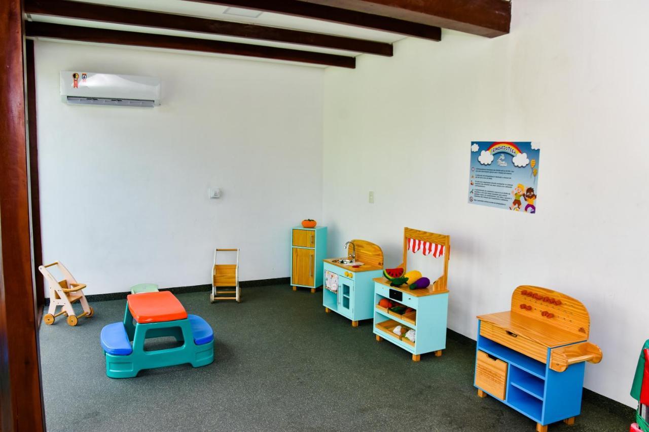 Luxo A Beira-Mar - Flats No Carneiros Beach Resort プライア・ドス・カルネイロス エクステリア 写真